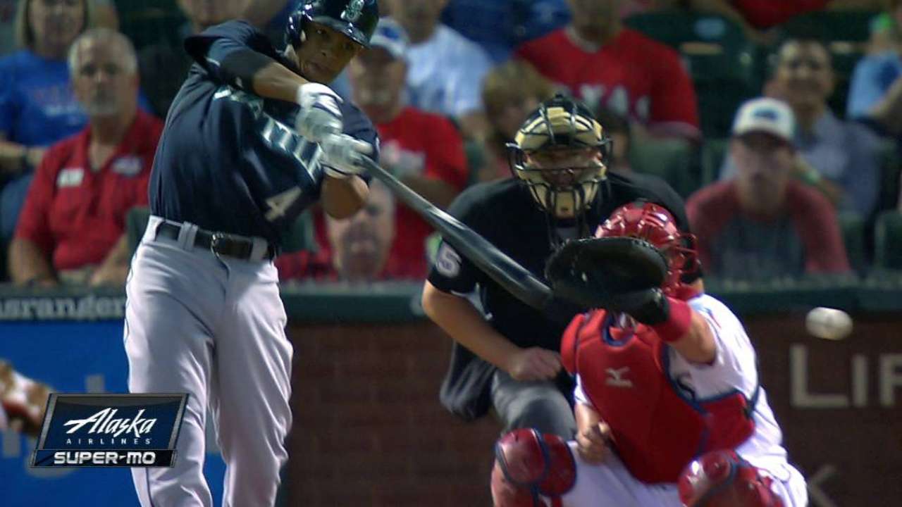 Marte, Marineros le pusieron freno a los Rangers