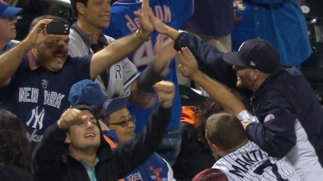 Yanks wait out Harvey, close on Jays with win