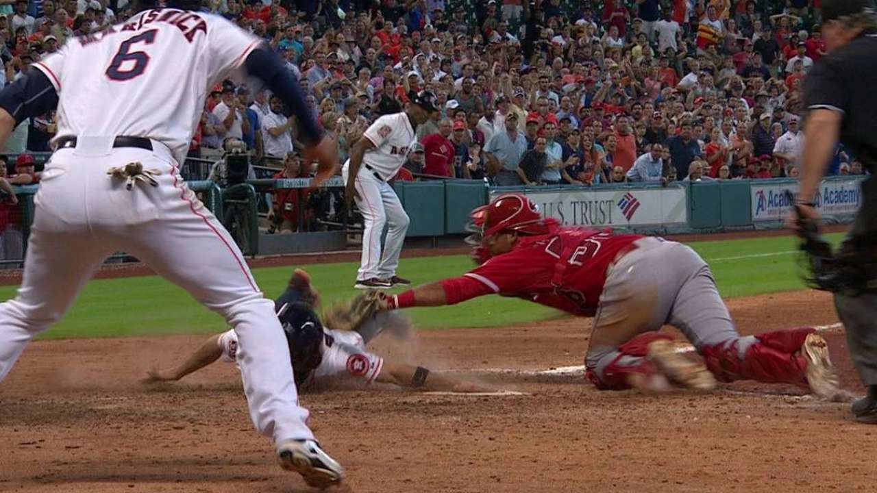 Astros caen y le ceden terreno a Angelinos en la lucha por el comodín