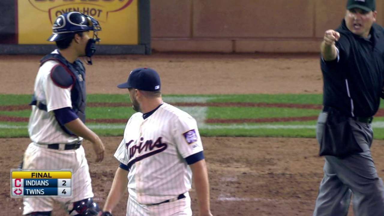 Perkins retires Gomes