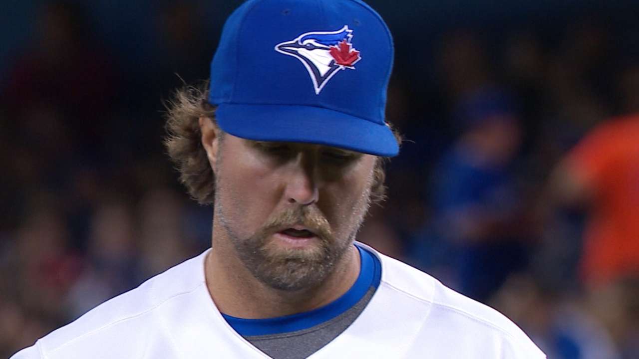 100th career win a 'poetic' moment for Dickey