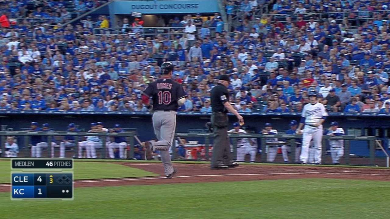 Gomes' solo homer