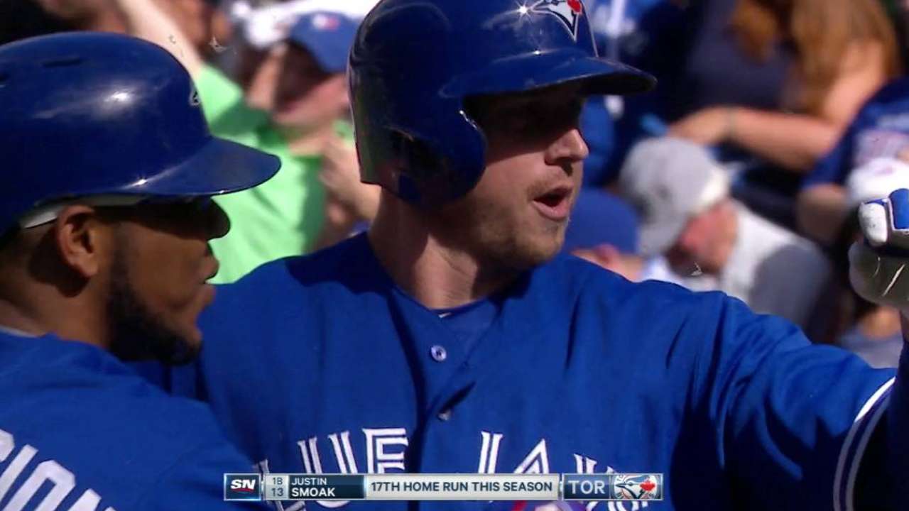 Smoak's two-run shot