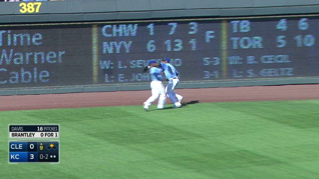 Davis gets flyout to end game