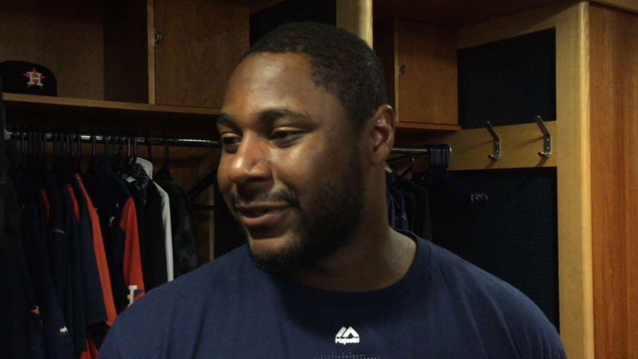 Astros get key win to open crucial road trip