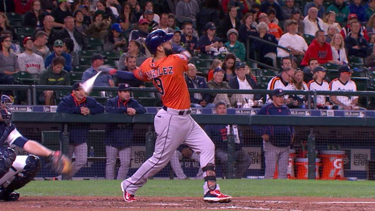 Marwin carries historic homer streak into 2016
