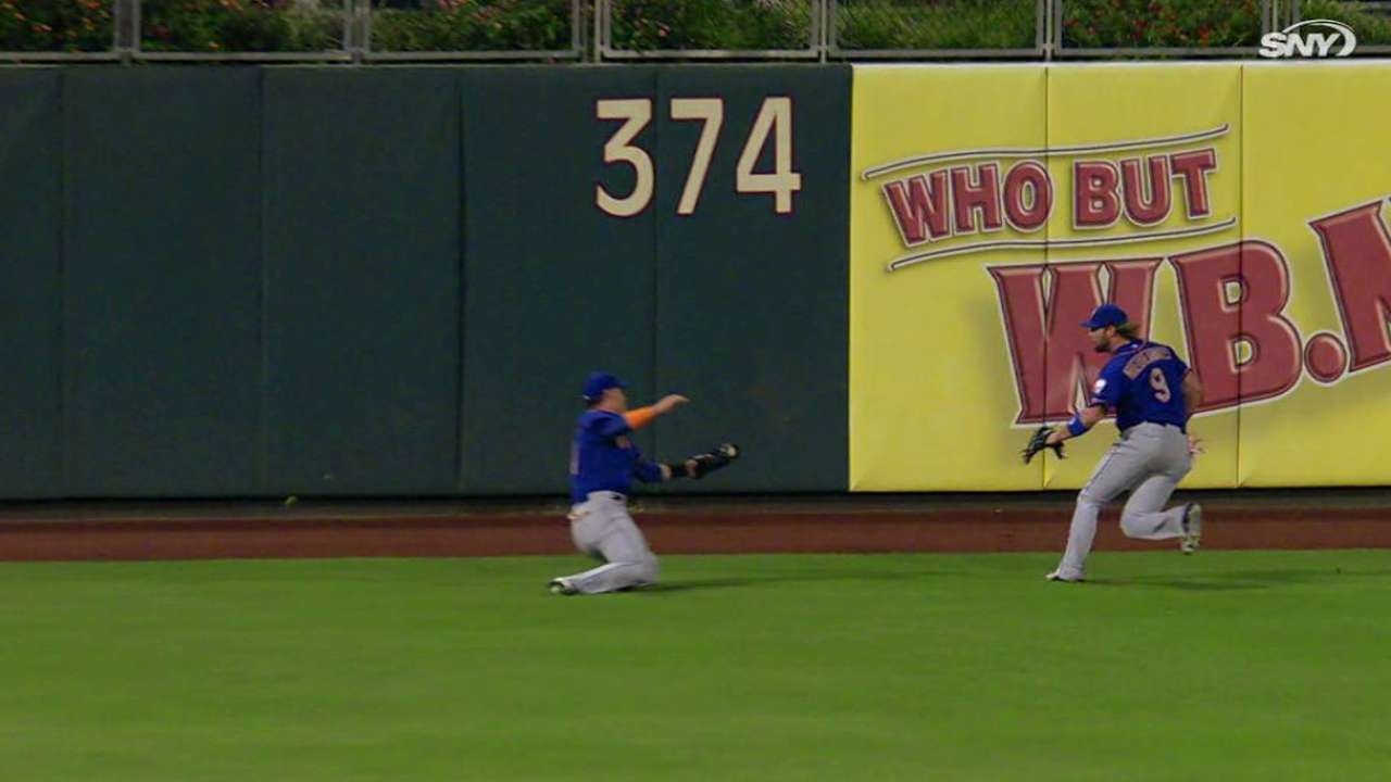 Conforto's spectacular catch