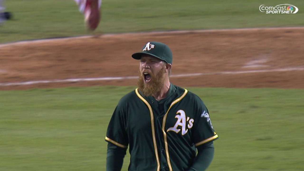 Doolittle notches the save