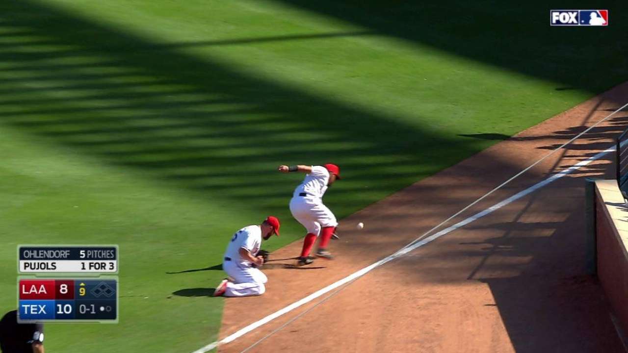 Pujols' bloop double