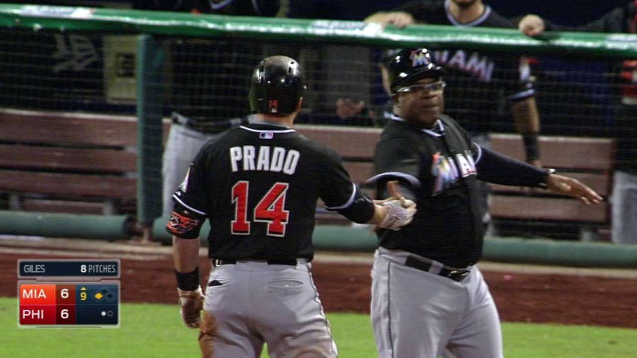 Prado's RBI triple
