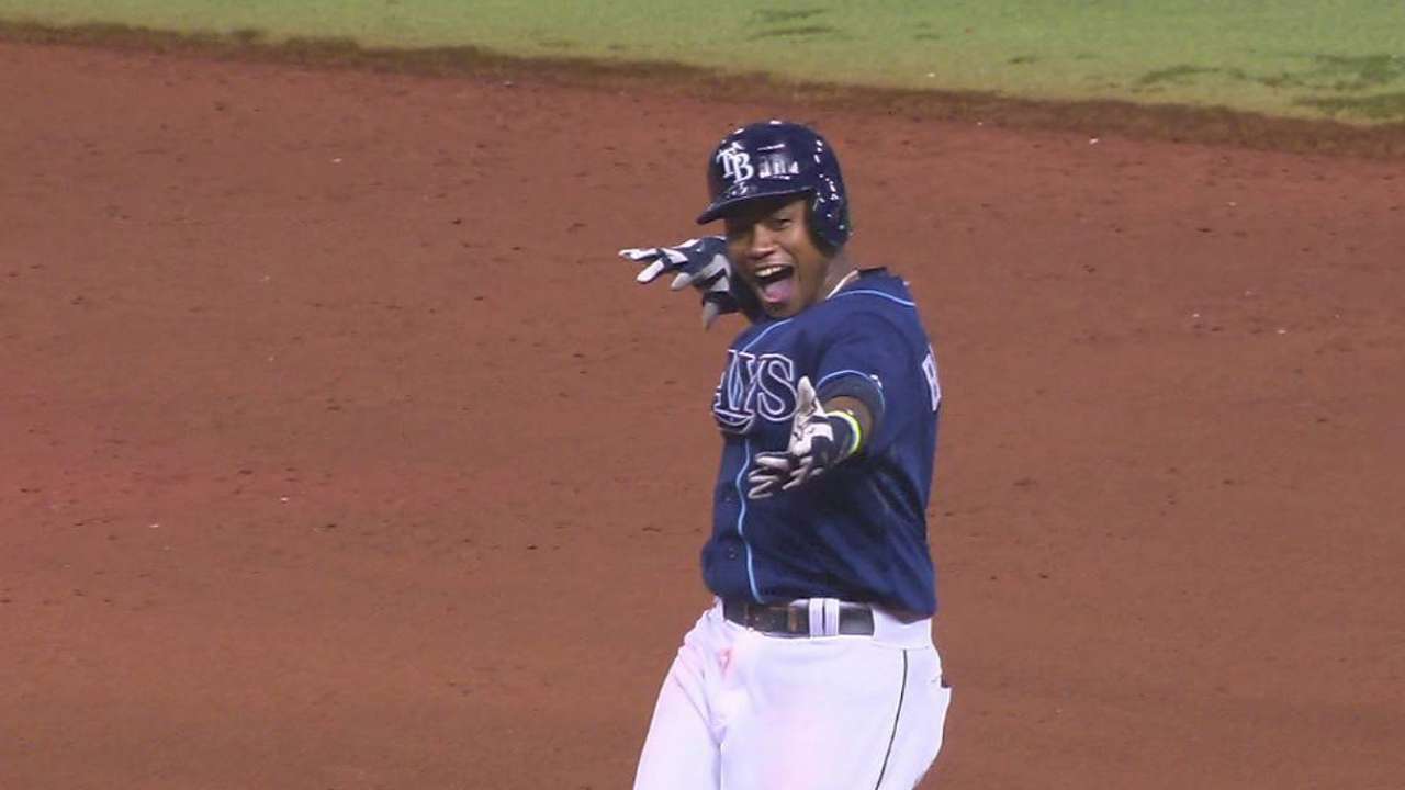 Rays remontan en la 9na y dejan tendido a Toronto