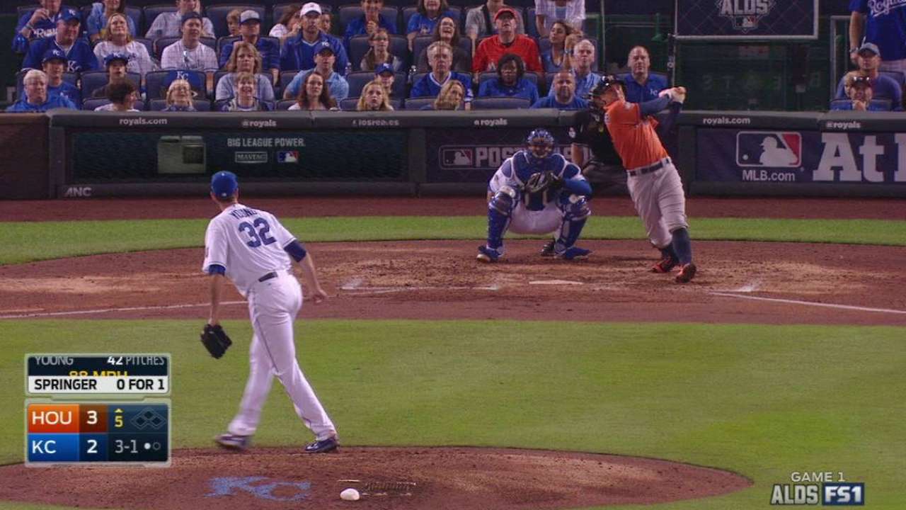 Astros con dominio sobre Reales en el Juego 1 de la SDLA