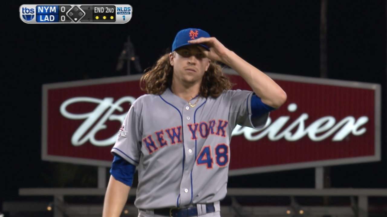 deGrom fans 13 in Game 1 gem