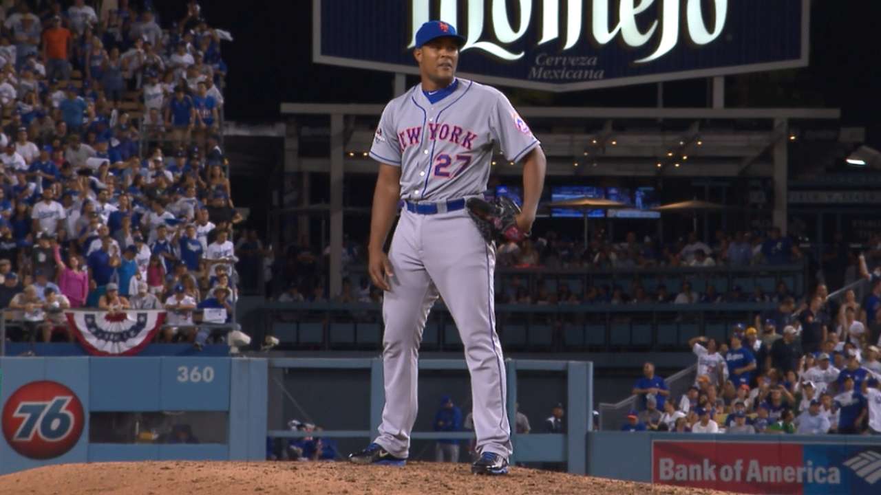 Collins opts for reliable Familia for 4-out save