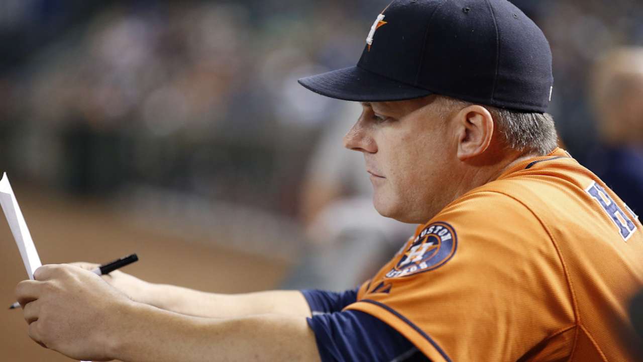 Astros not shifting from shift strategy