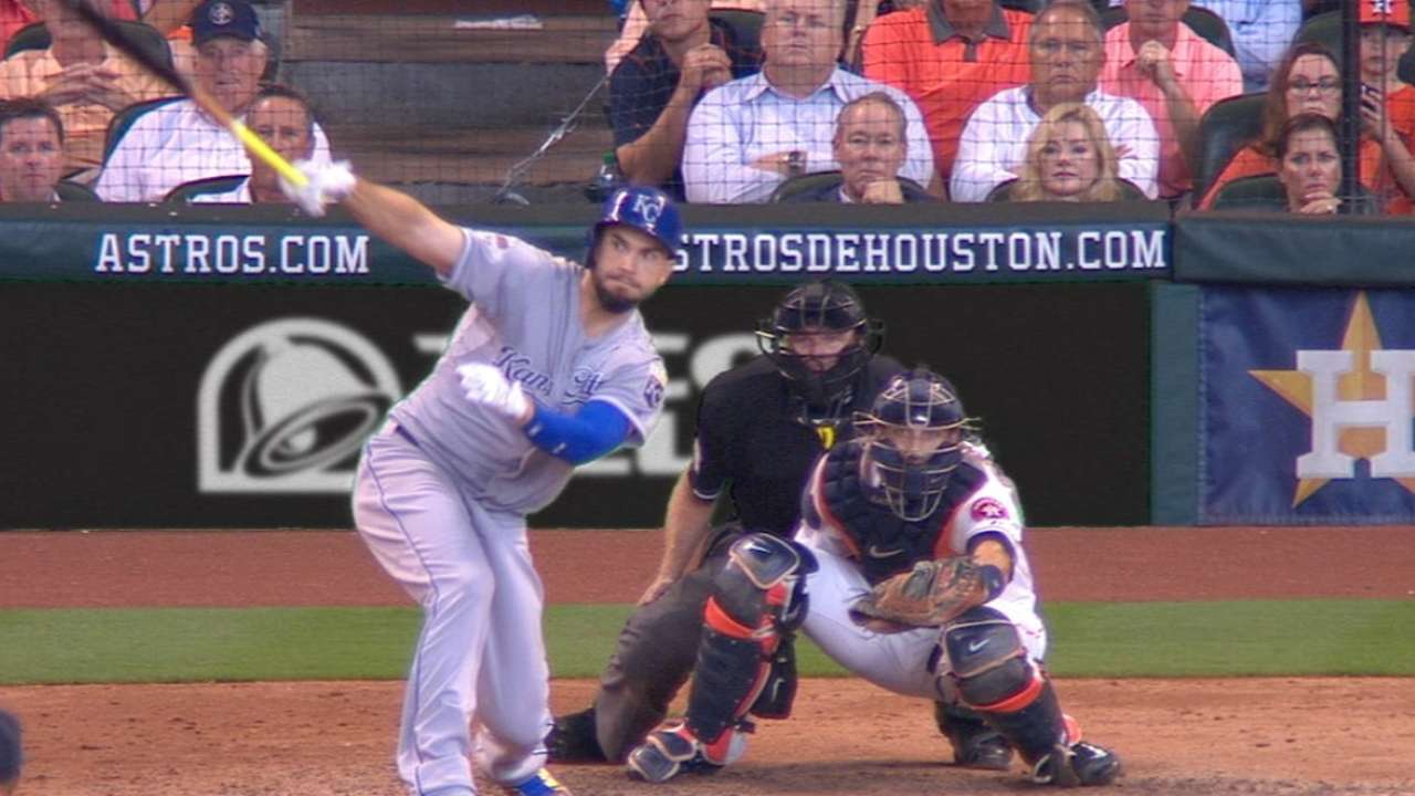 Royals' comeback forces Game 5