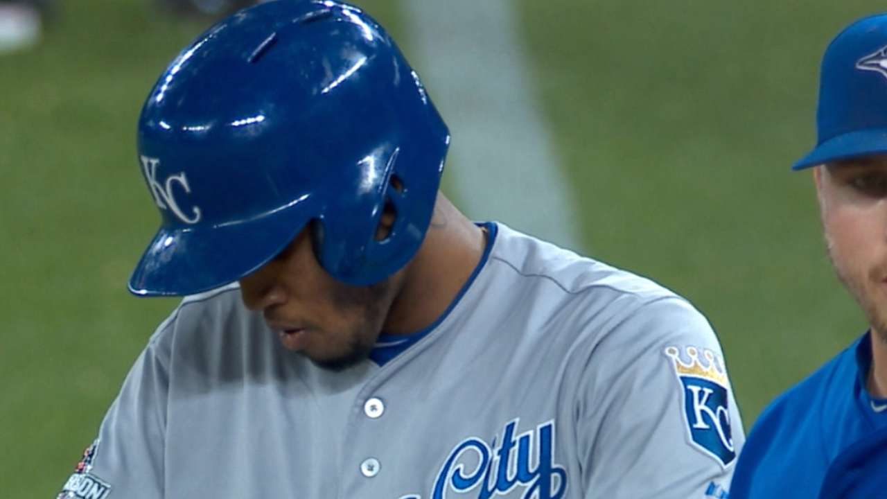 Escobar racks up 4 hits, but Jays roll