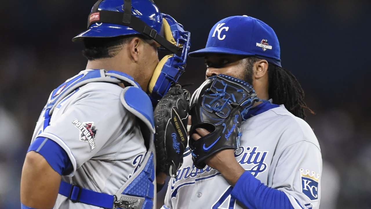 Volquez discusses Game 5 start, sign stealing