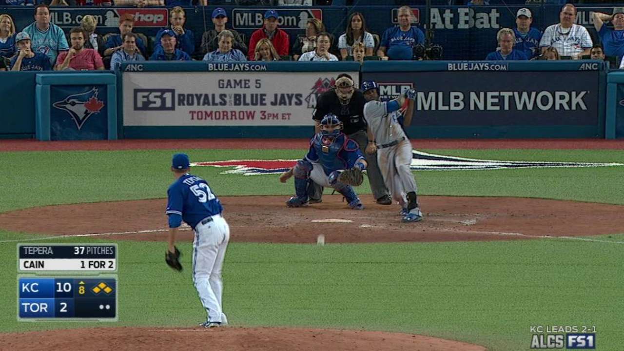 Cain's two-run single