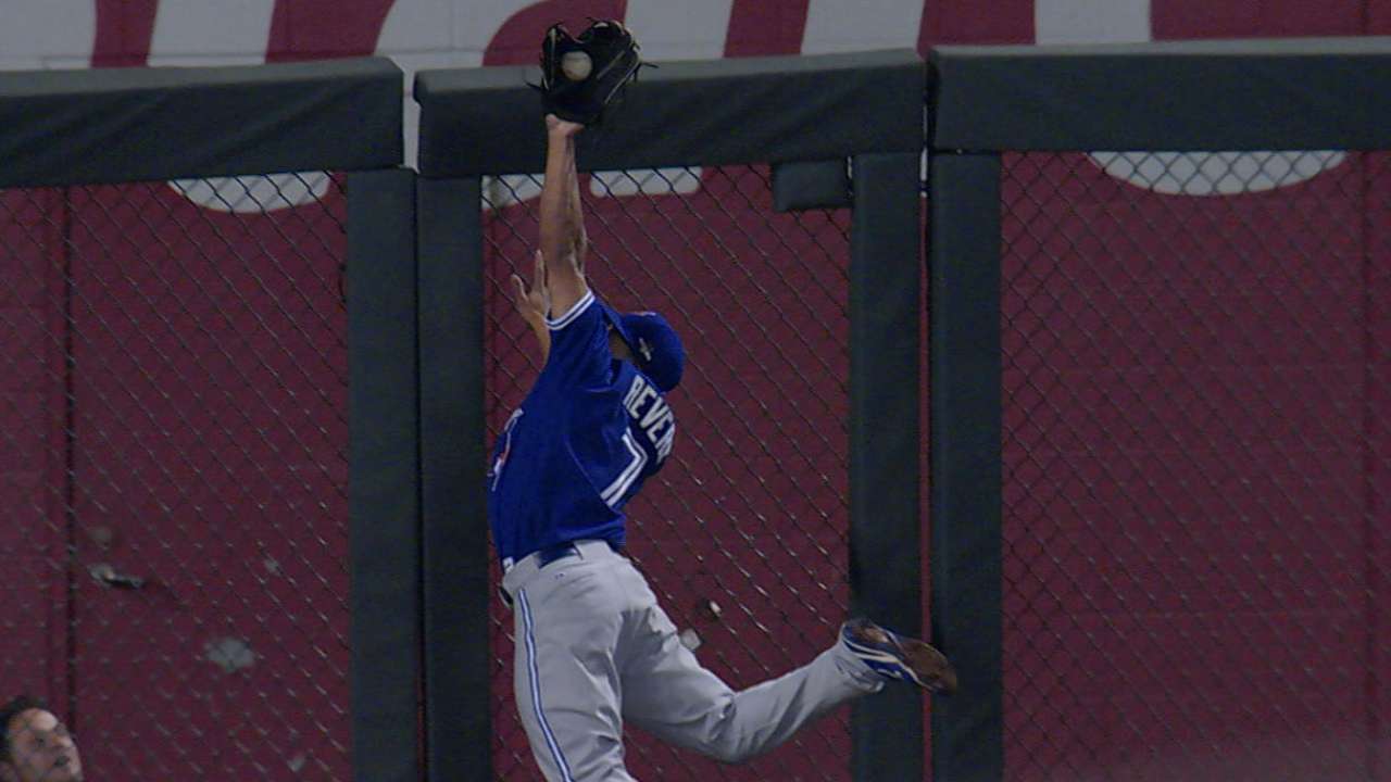 Must C: Revere's amazing grab