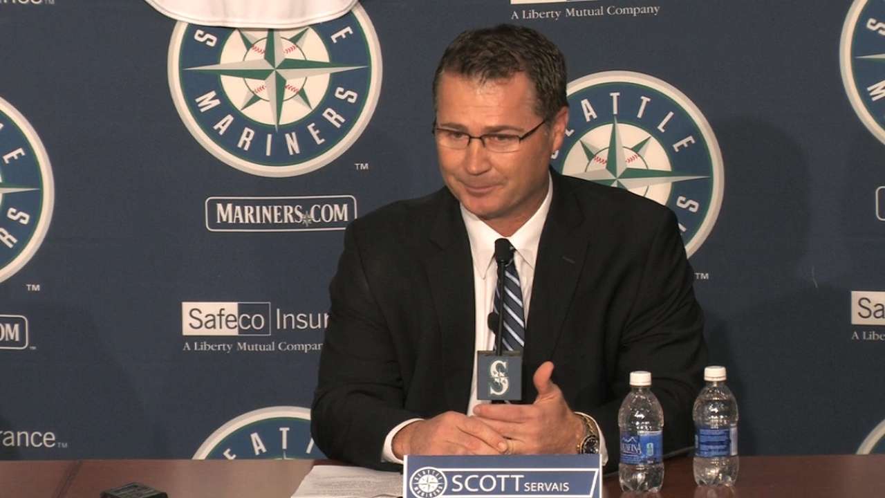 Mariners introduce Servais