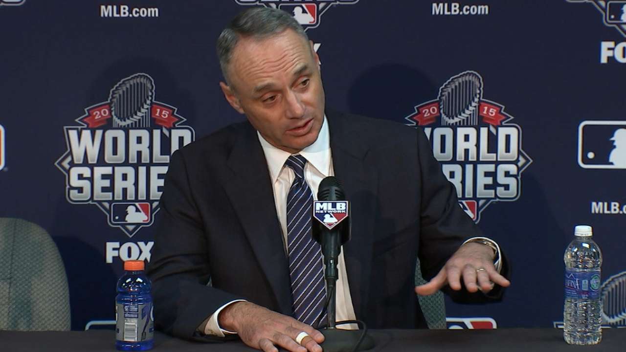 Manfred discusses replay