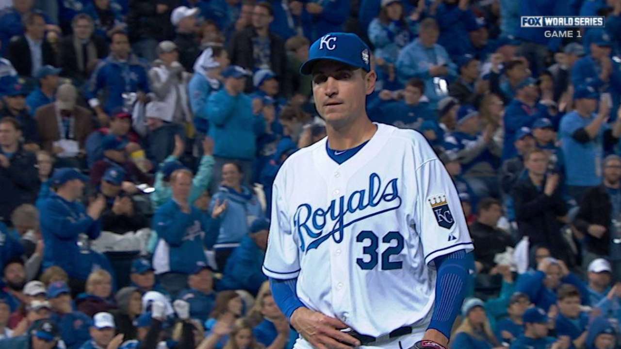 Young gets Murphy in 14th