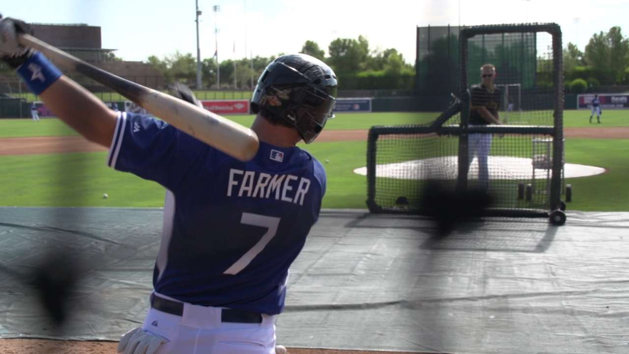 Dodgers in the AFL: Versatile Farmer continuing transition to catcher