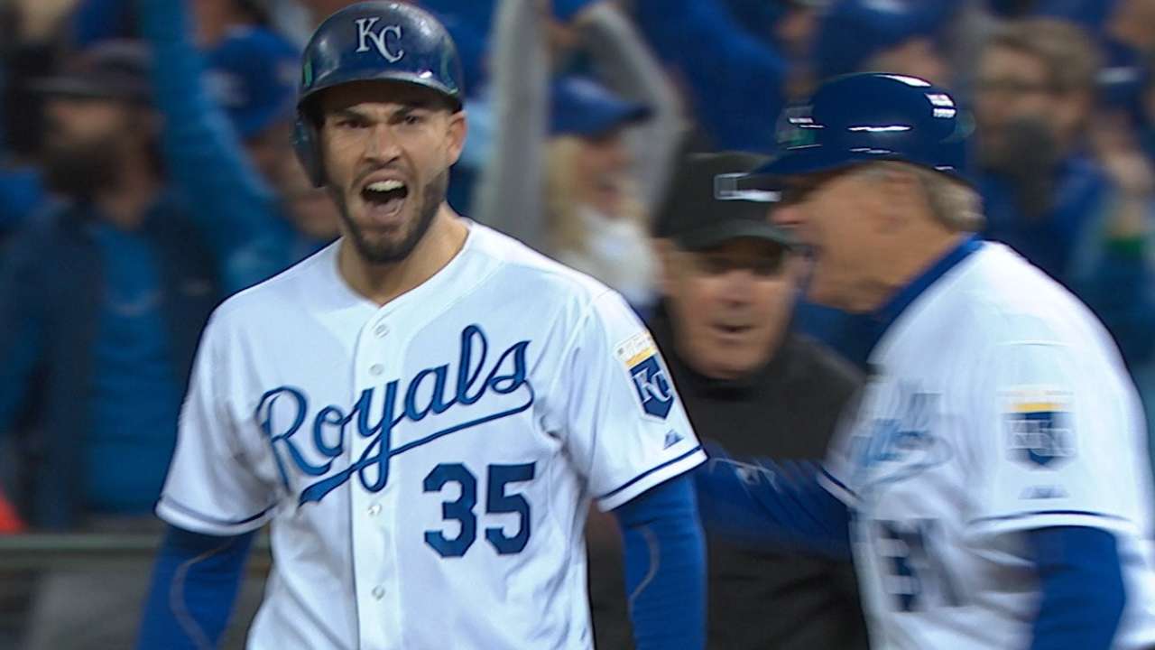 Royals score four in the 5th