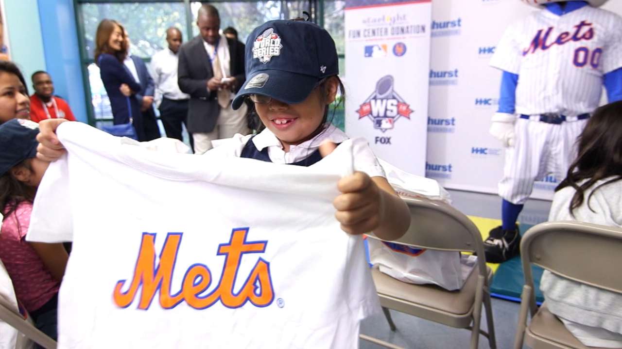 Mets, MLB brighten day at children's hospital