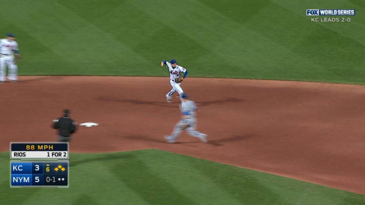 Syndergaard escapes the jam