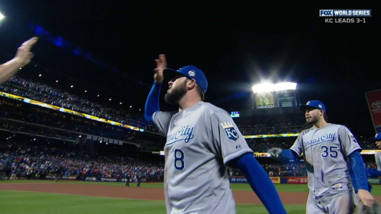Royals fans get Halloween treat with rally, win