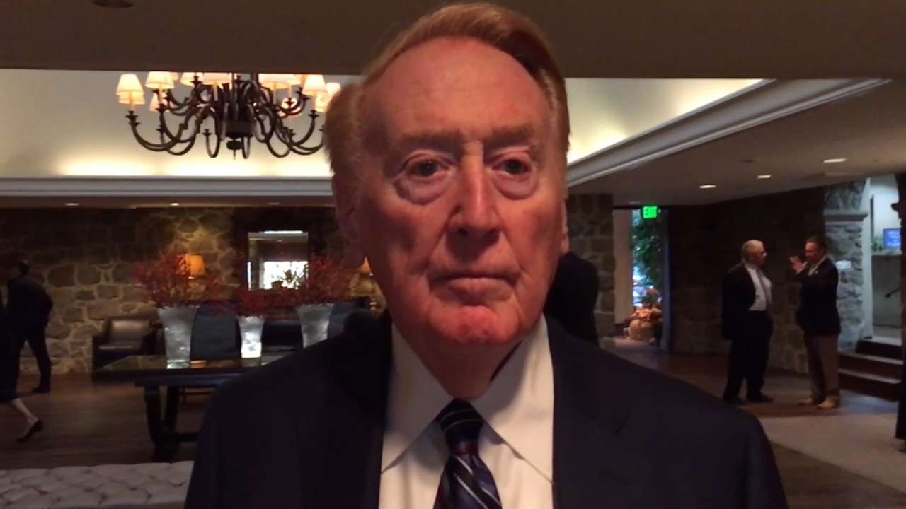 Scully receives Bush Award