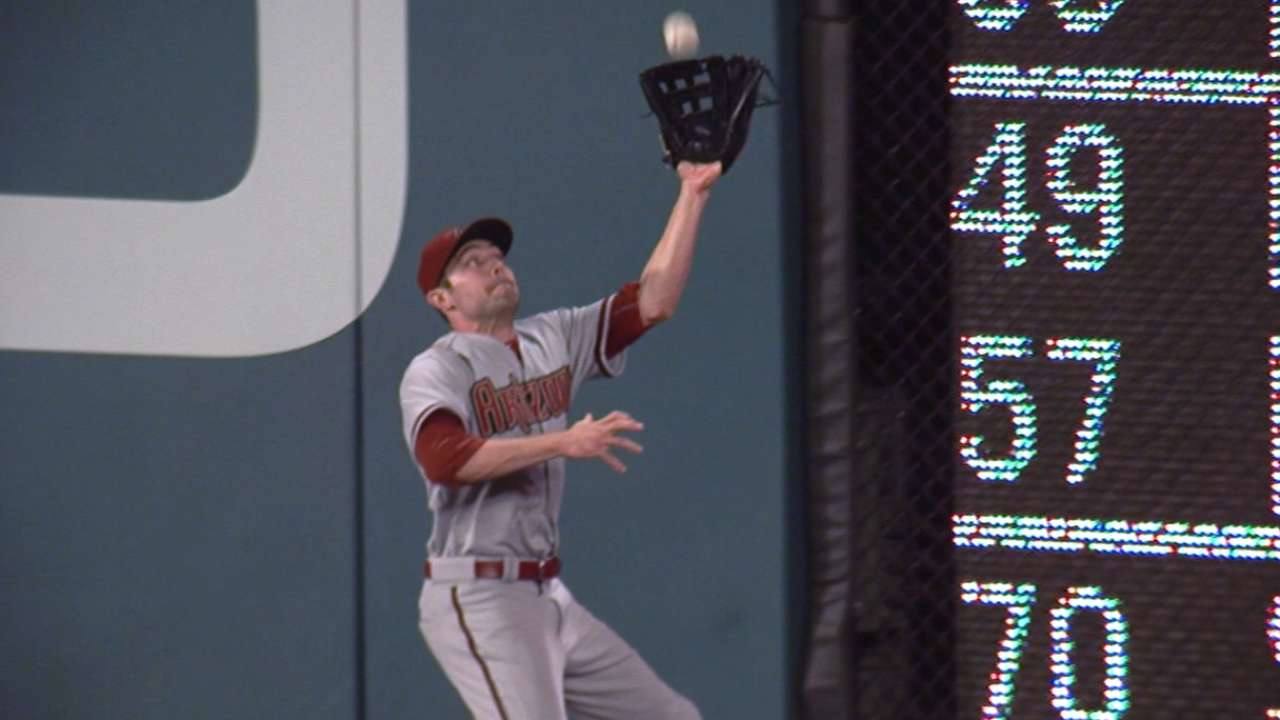 Pollock wins first Gold Glove