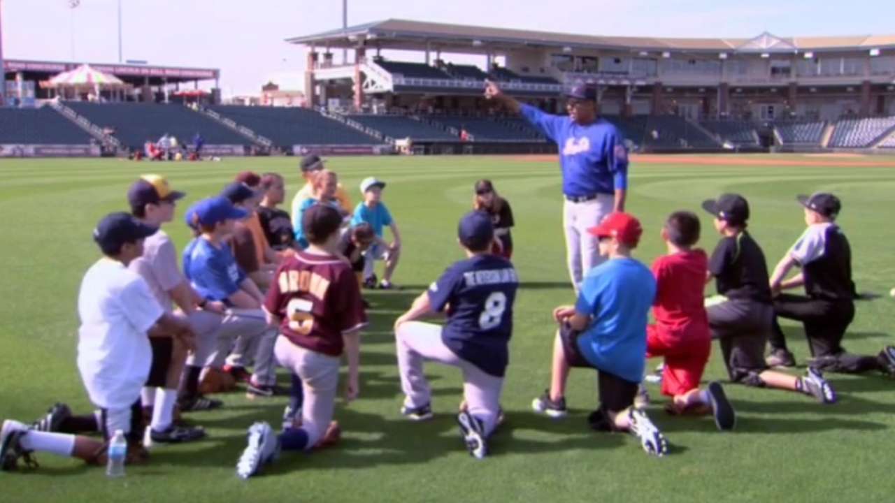 Kids learn from Legends