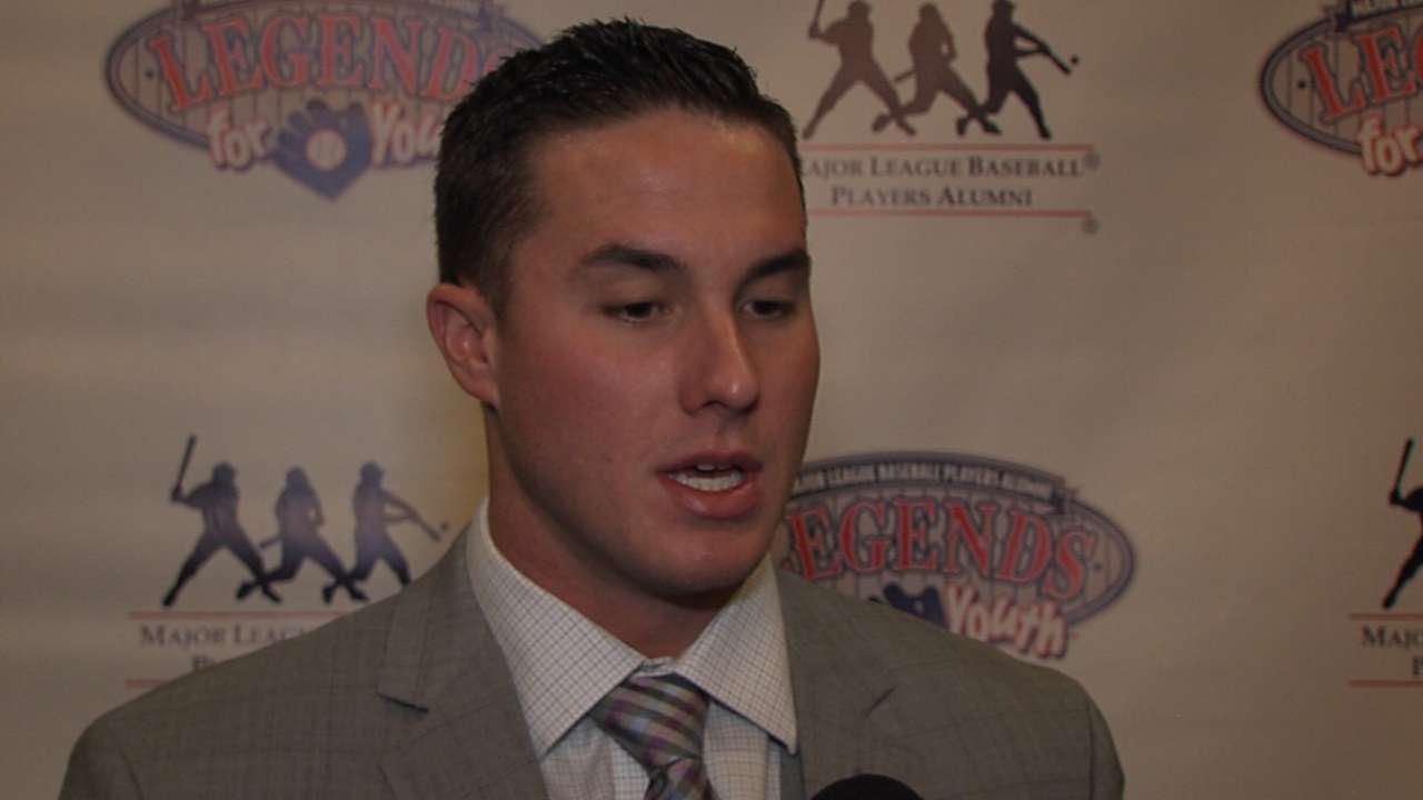 Avila, Tigers meet face-to-face with Boras