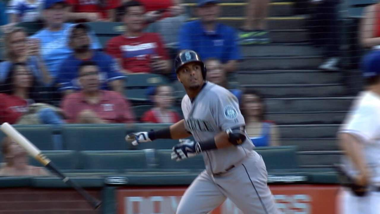 Cruz hauls in first Silver Slugger Award