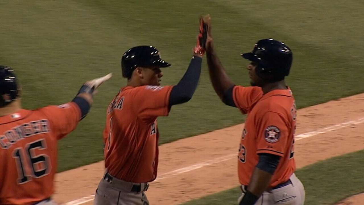 Correa is AL Rookie of the Year