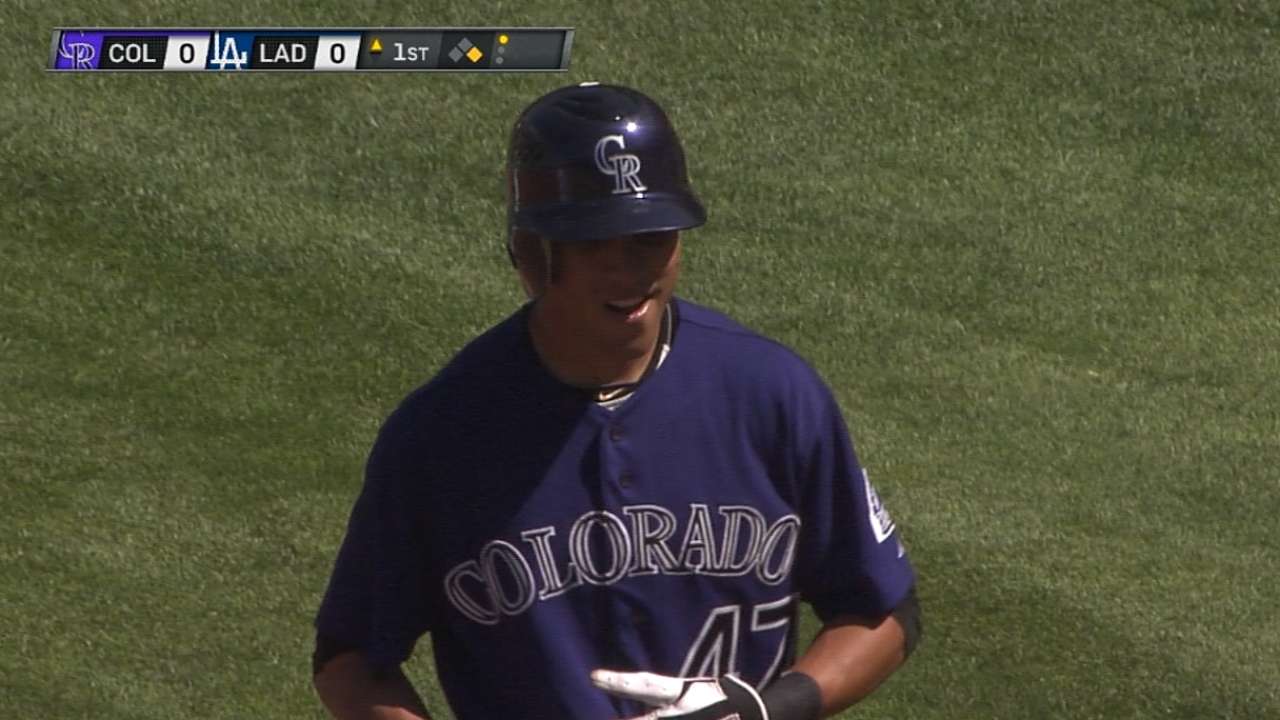 Angels add outfielder Ortega on 1-year deal