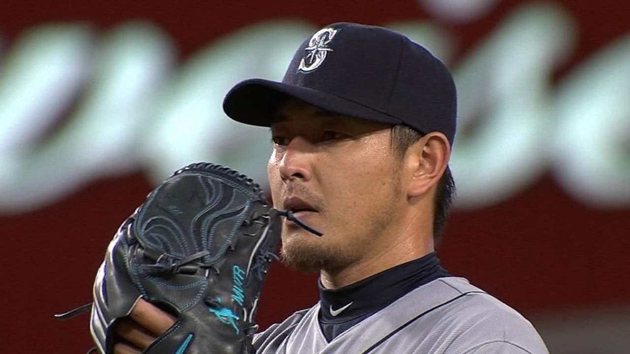 Iwakuma's deal with Dodgers hits potential snag