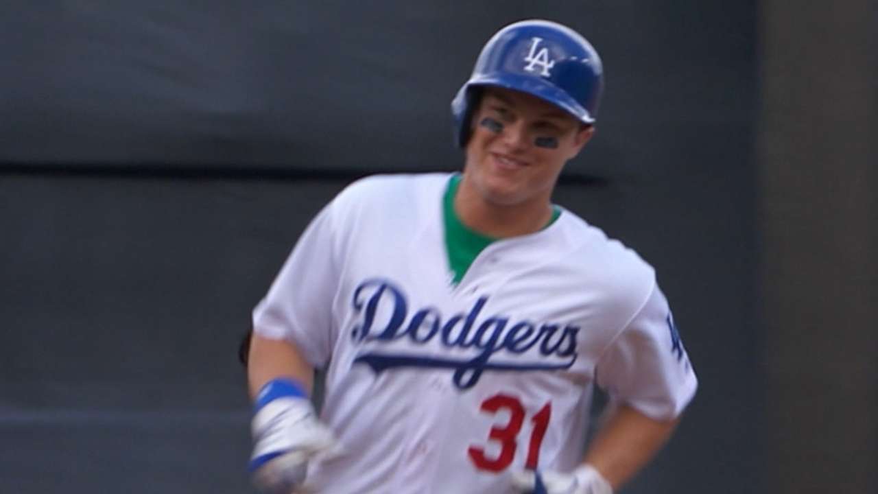 Pederson dazzles in rookie year