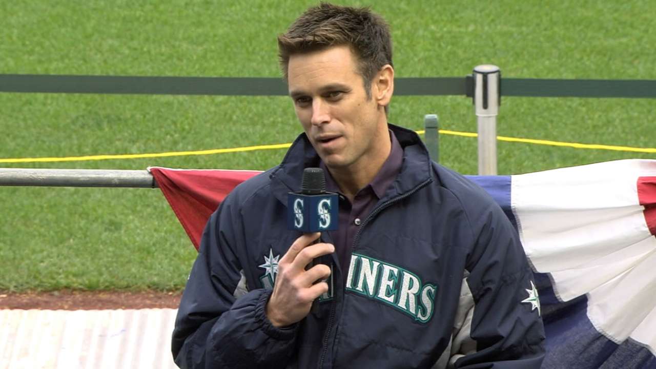 Mariners enter camp with plenty of newcomers