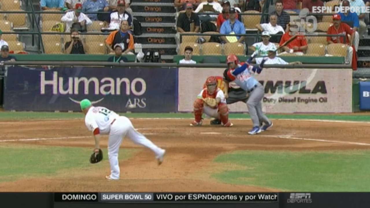 Gourriel Jr.'s two-run single
