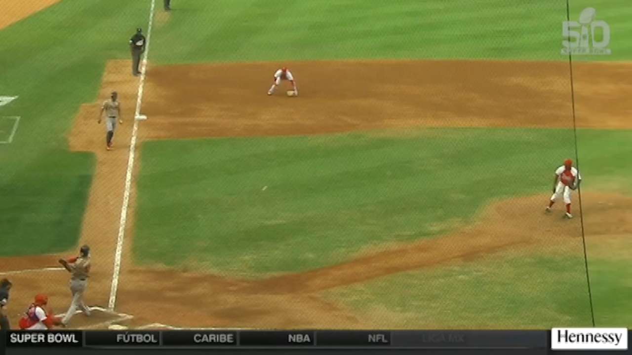 Martinez's RBI single