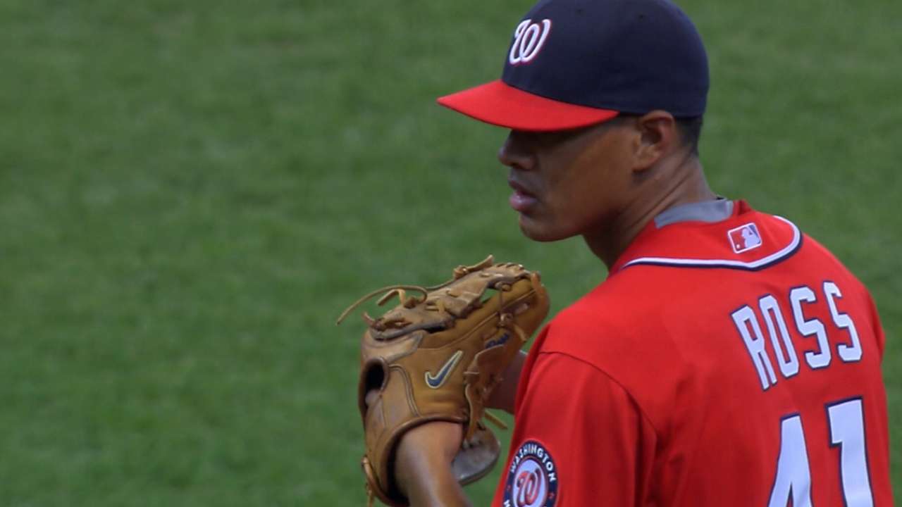 Ross unveils splitter after help from Papelbon