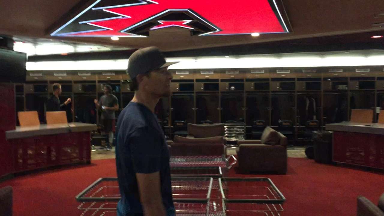 Clippard ready to mentor D-backs' young relievers