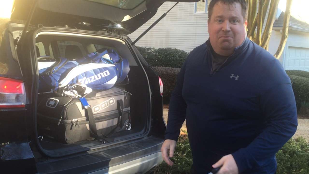 Take a ride to camp with MLB.com's Braves reporter