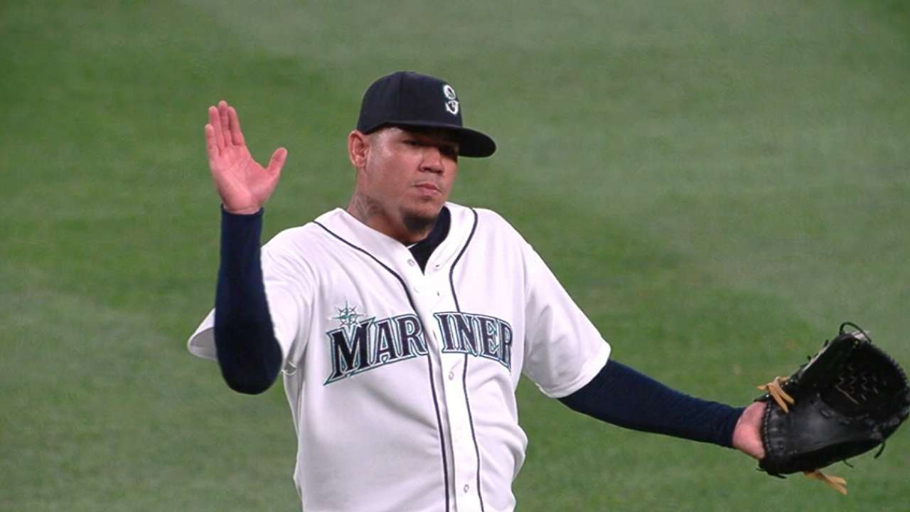 Felix fans 5 in sim game with debut on horizon