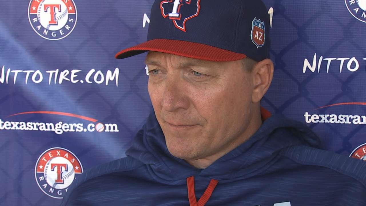 Bar set high for Rangers' deep bullpen