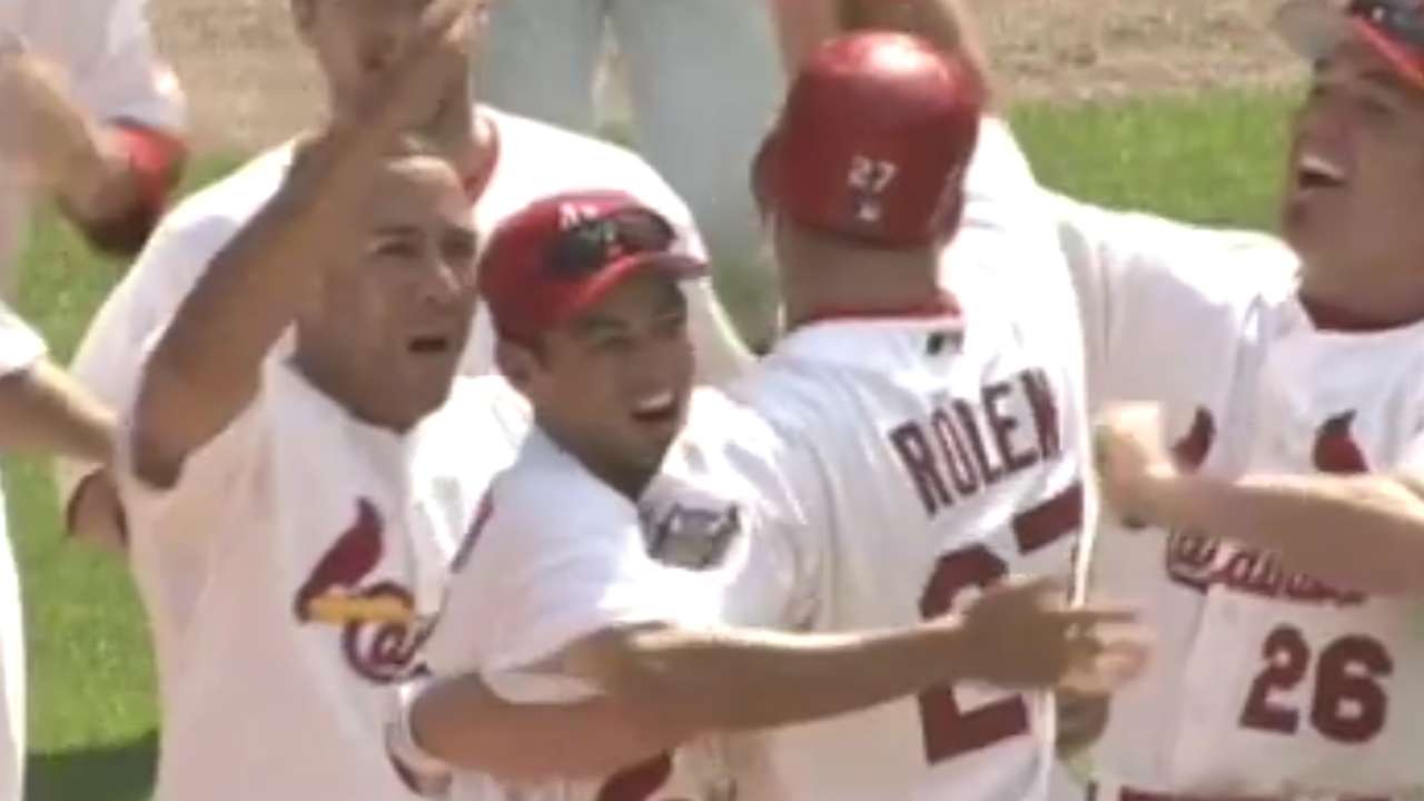 Rolen clutch with Cardinals
